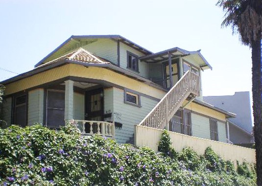 Angelino Heights Vintage Duplex – $499,000