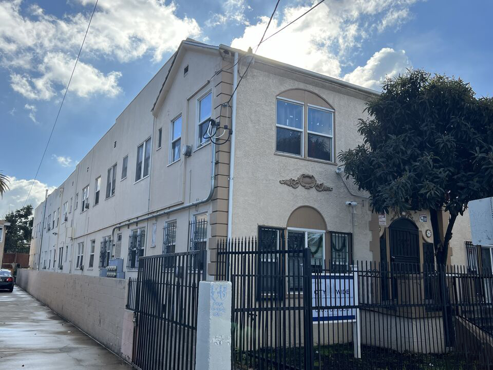 Great Deal Alert – 22 units in Boyle Hts – $3mm