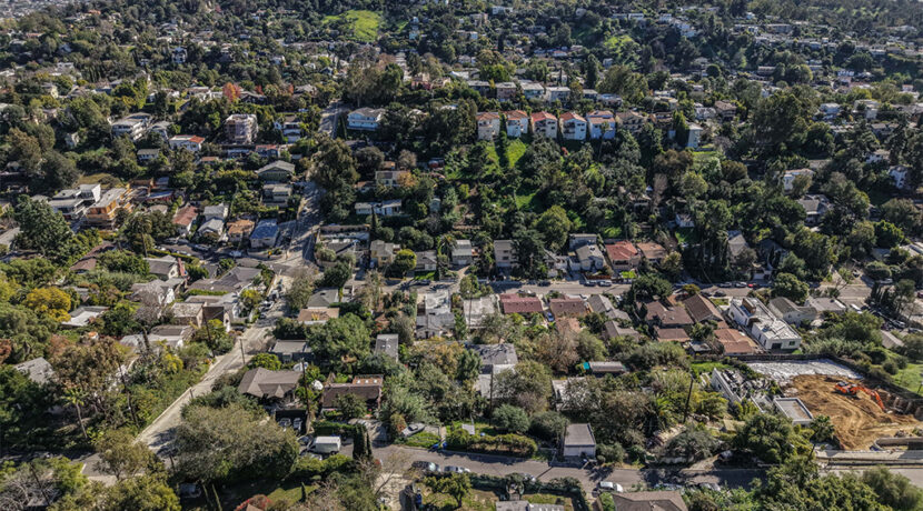 gda_0000_55-web-or-mls-2020 Baxter St_aerial_MEDIA360VR-16