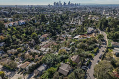 gda_0001_54-web-or-mls-2020 Baxter St_aerial_MEDIA360VR-15