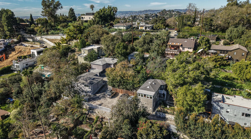 gda_0003_46-web-or-mls-2020 Baxter St_aerial_MEDIA360VR-7