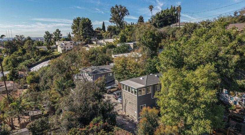 gda_0005_43-web-or-mls-2020 Baxter St_aerial_MEDIA360VR-4