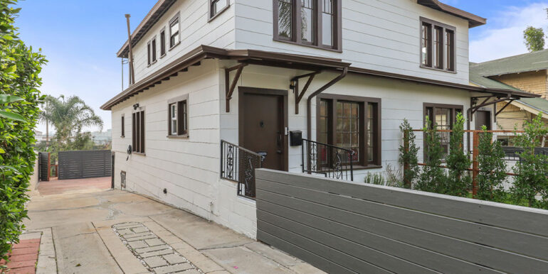 gda_0005_6-web-or-mls-1446 Calumet Ave_MEDIA360VR-6