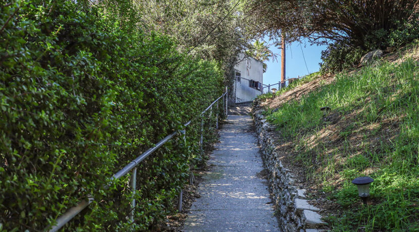 gda_0007_32-web-or-mls-2020 Baxter St_MEDIA360VR-32