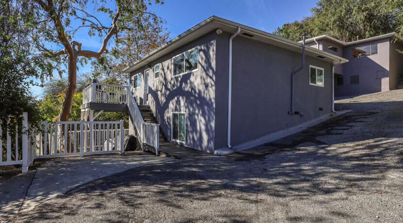 gda_0010_25-web-or-mls-2020 Baxter St_MEDIA360VR-25