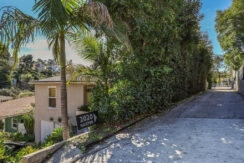 gda_0015_1-web-or-mls-2020 Baxter St_MEDIA360VR-1