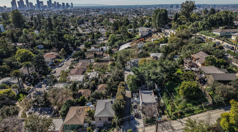 gda_0018_53-web-or-mls-2020 Baxter St_aerial_MEDIA360VR-14