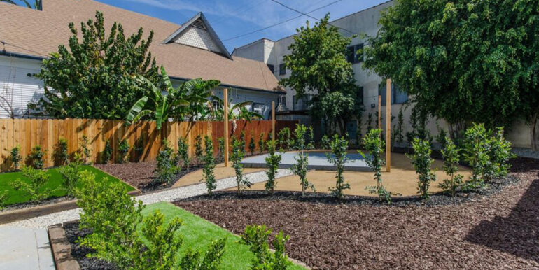 gda_0001_26643727_f05ed94a-3bb7-4a6e-9df8-1a4acc247c30